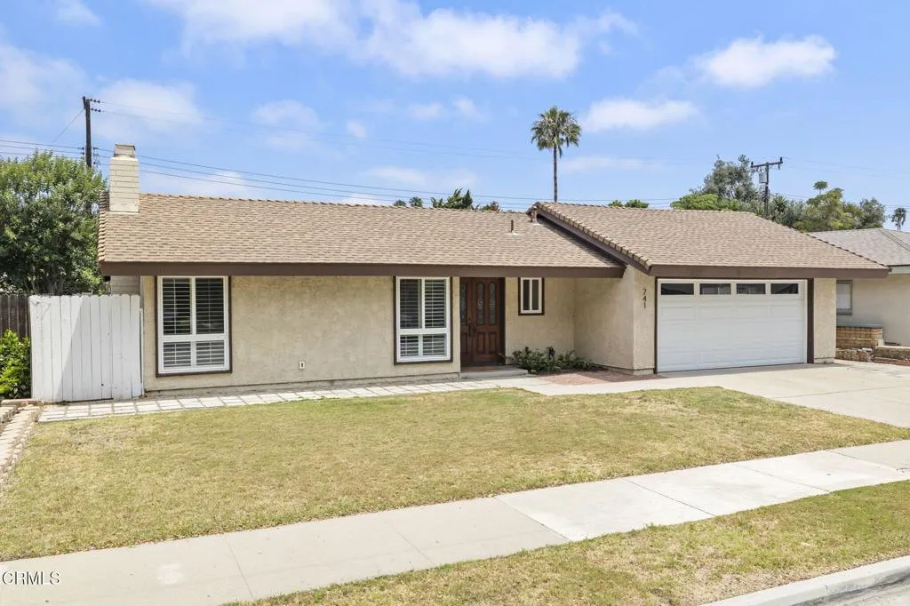 Oxnard, California 93030, United States, 3 Bedrooms Bedrooms, ,3 BathroomsBathrooms,Residential,Contingent,166484