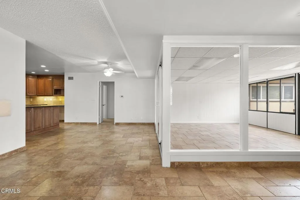 Oxnard, California 93030, United States, 3 Bedrooms Bedrooms, ,3 BathroomsBathrooms,Residential,Contingent,166484