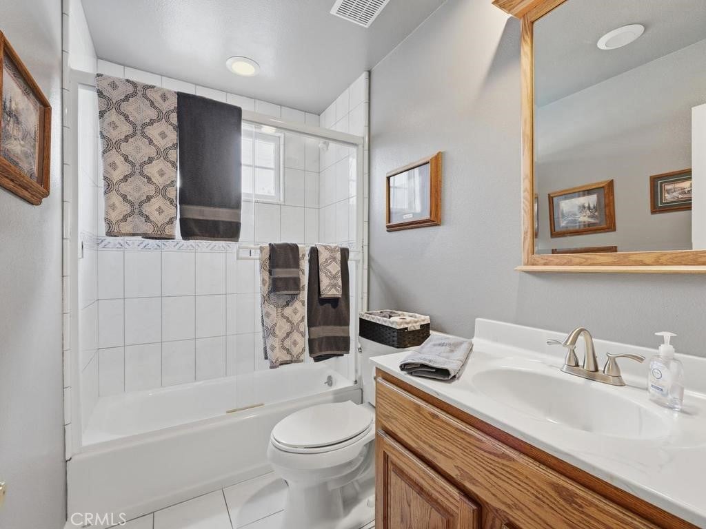 Garden Grove, California, 92845, United States, 5 Bedrooms Bedrooms, ,3 BathroomsBathrooms,Residential,Active,2038198