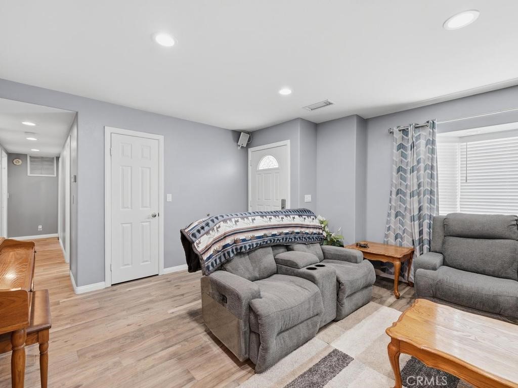 Garden Grove, California, 92845, United States, 5 Bedrooms Bedrooms, ,3 BathroomsBathrooms,Residential,Active,2038198