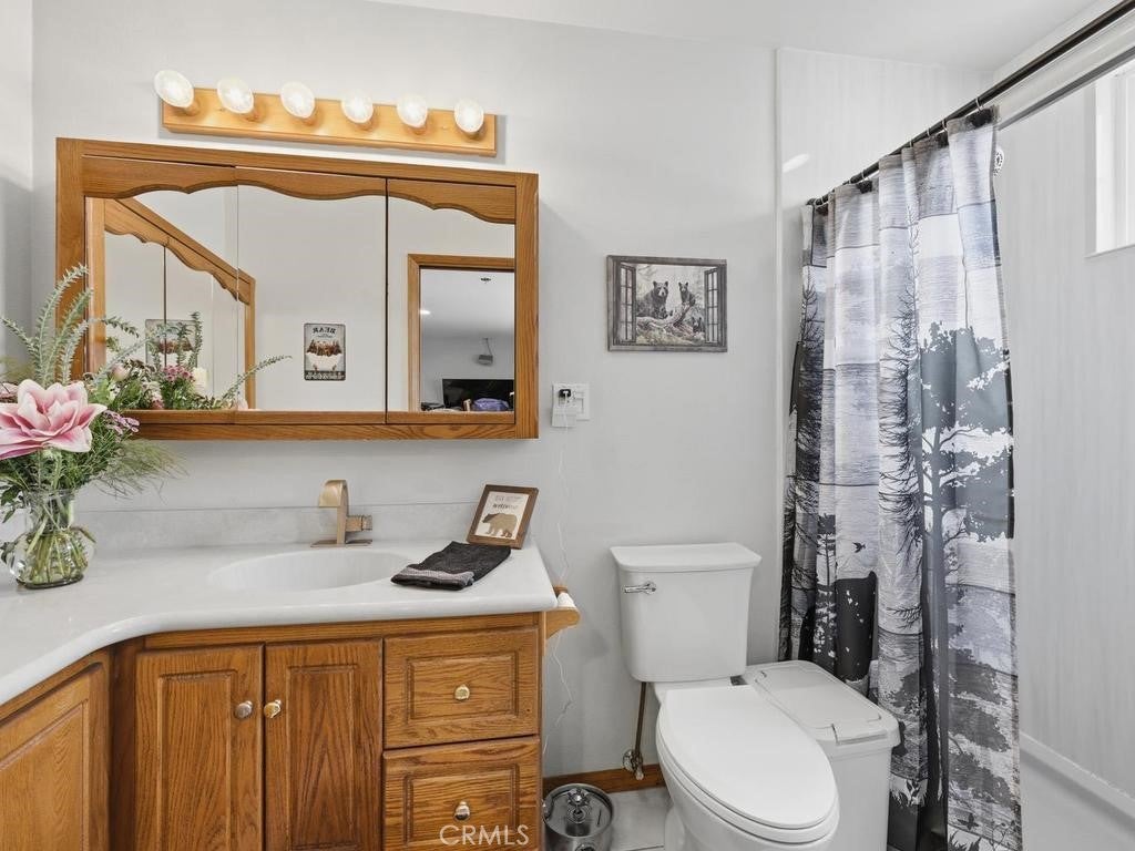 Garden Grove, California, 92845, United States, 5 Bedrooms Bedrooms, ,3 BathroomsBathrooms,Residential,Active,2038198