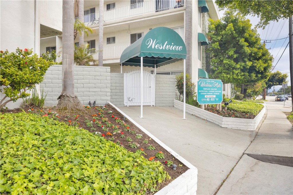 2700 Aviation Boulevard