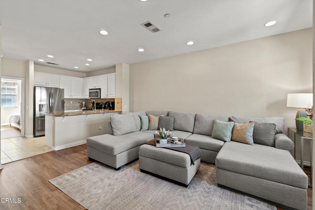 Tesoro Walk - 5455 - Residential