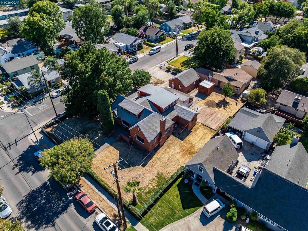 1505 Parker Ave