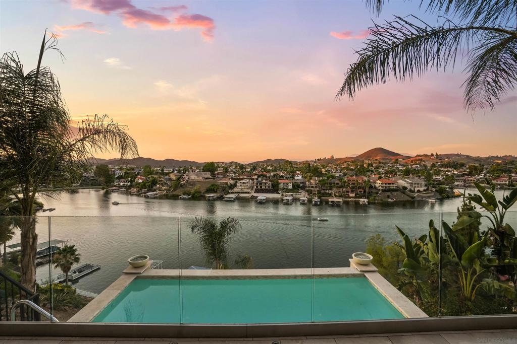 22590 Canyon Lake Drive South