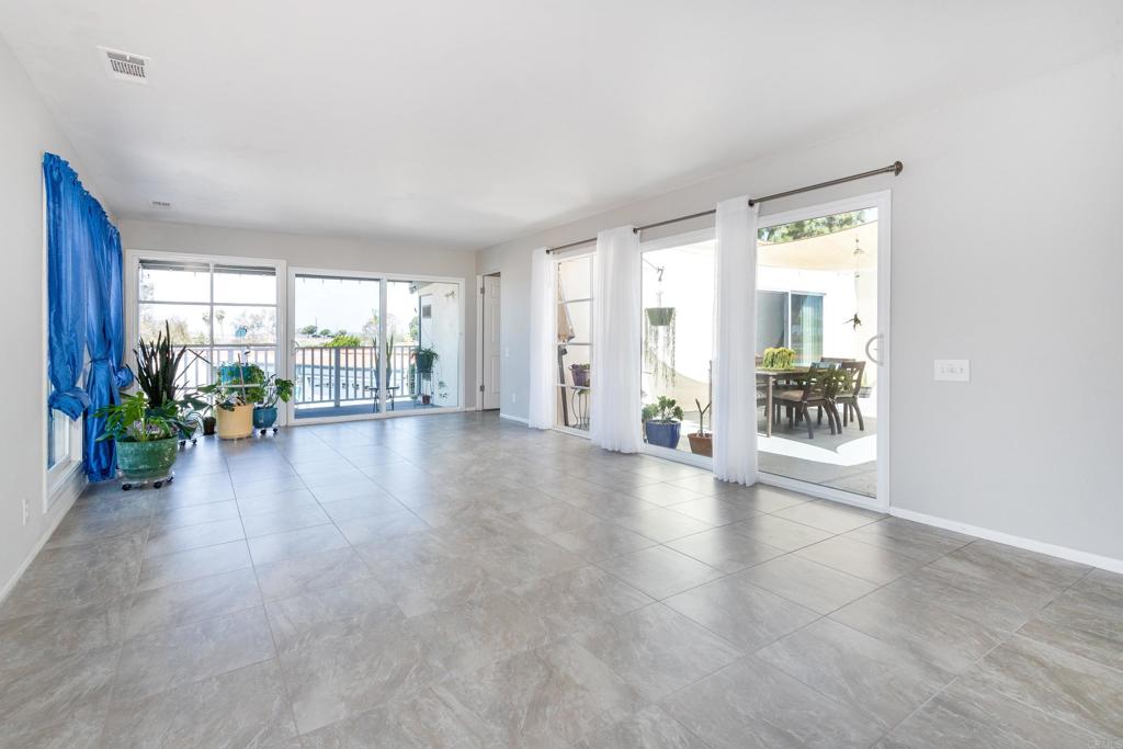 3621 S Vista Campana 69