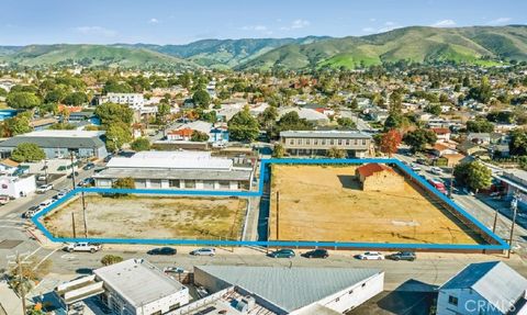 Photo of 1390 Walker St, San Luis Obispo, CA 93401 (MLS # SC26047488)