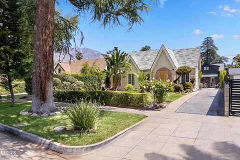 Photo of 2122 Navarro Avenue, Altadena, CA 91001 (MLS # P1-26769)