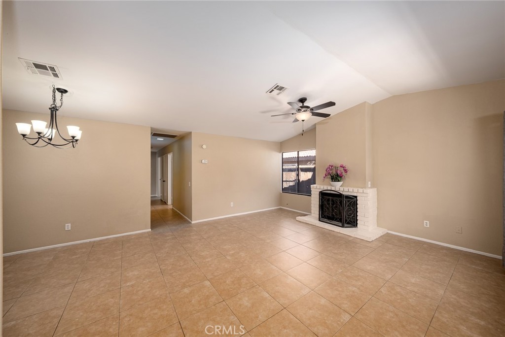 La Quinta Cove* - Residential