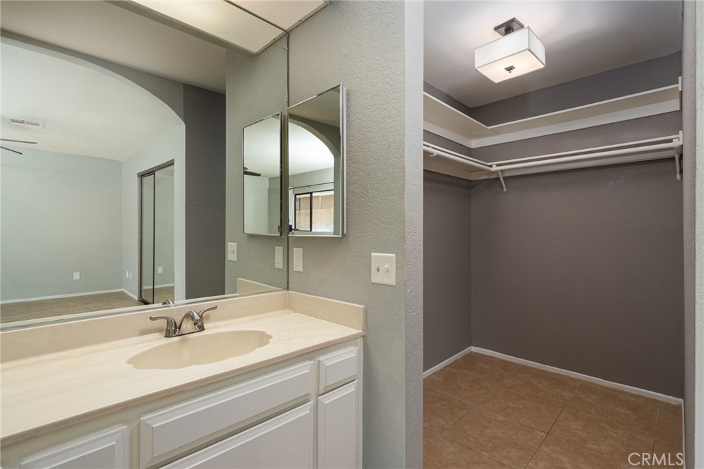 La Quinta Cove* - Residential