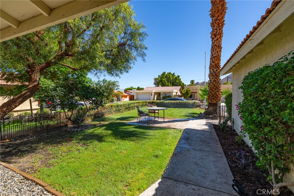 La Quinta Cove* - Residential