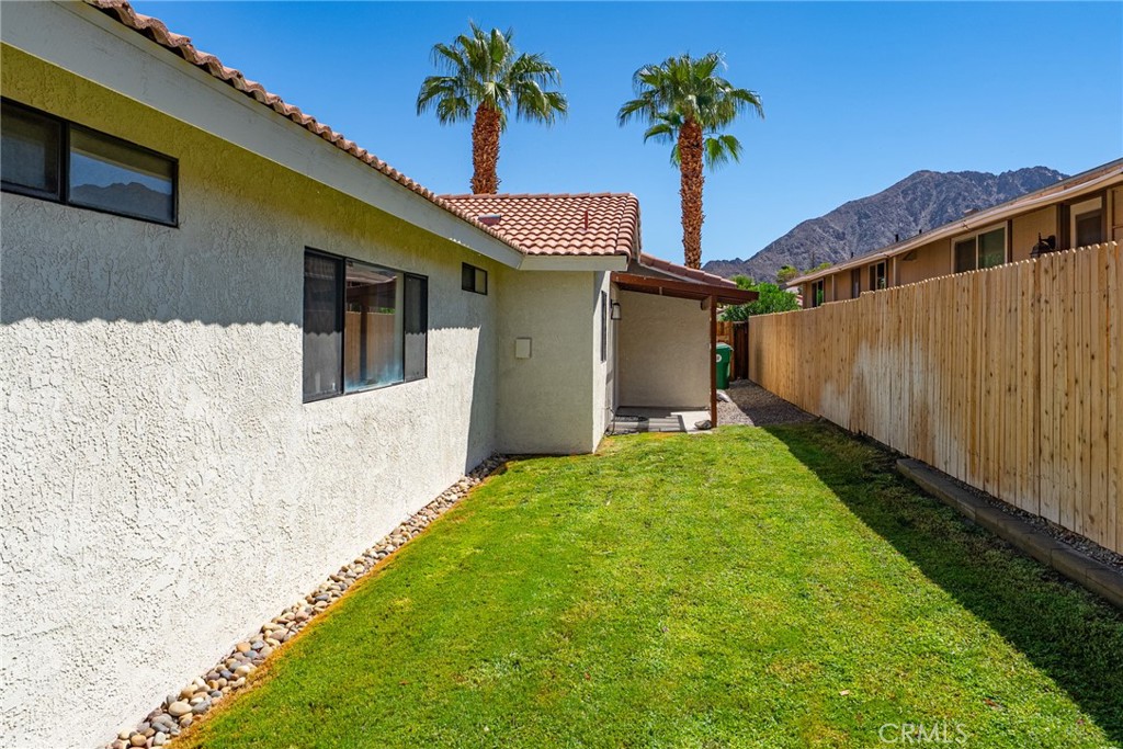 La Quinta Cove* - Residential