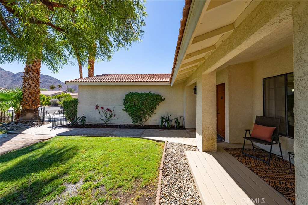 La Quinta Cove* - Residential
