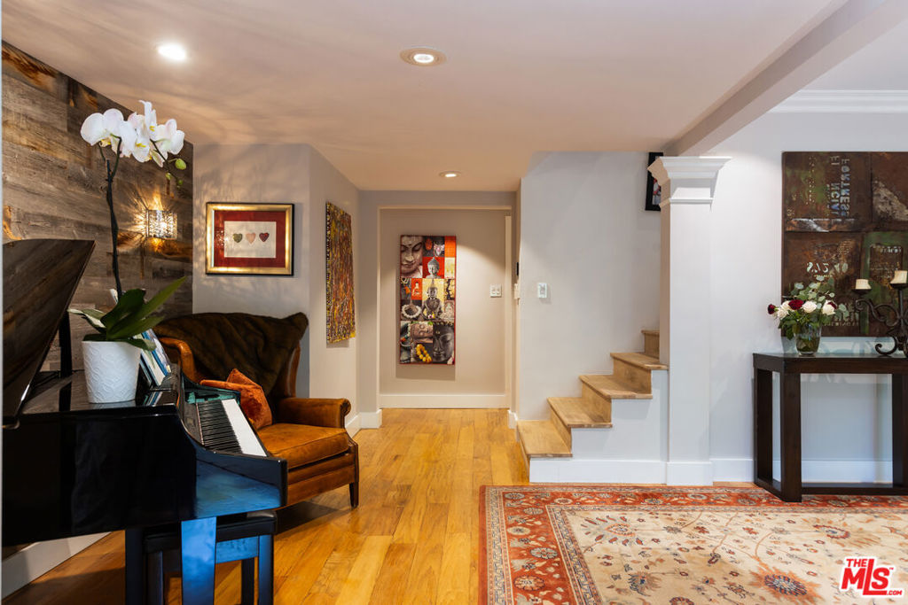 11109 Dona Pegita Drive