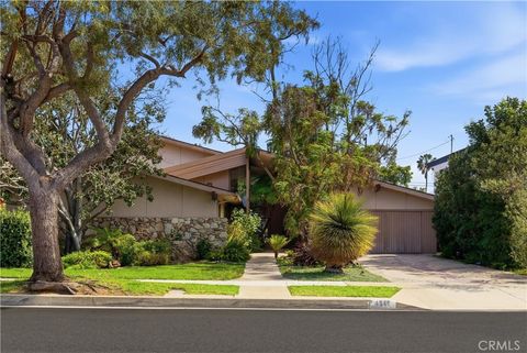 Photo of 4346 Fairway Dr, Lakewood, CA 90712 (MLS # OC26068706)