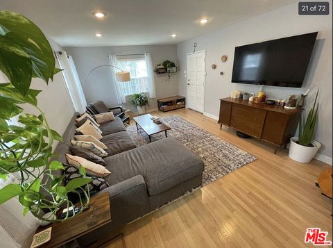 Photo of 839 Sunset Avenue, Venice, CA 90291 (MLS # 26828239)