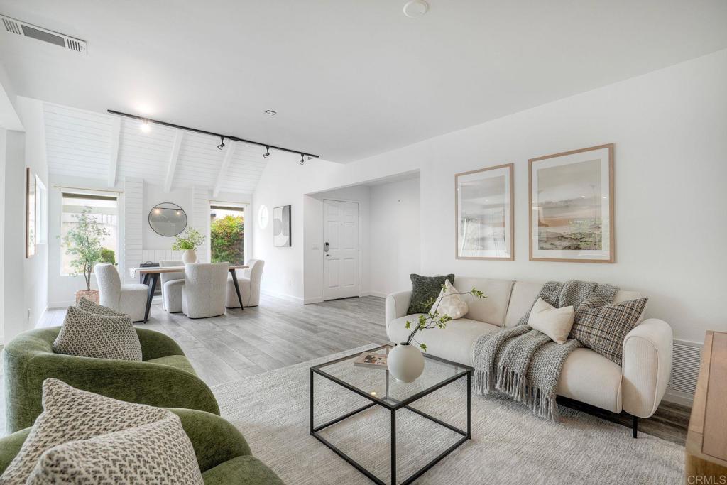 1225 Saint Helene Court