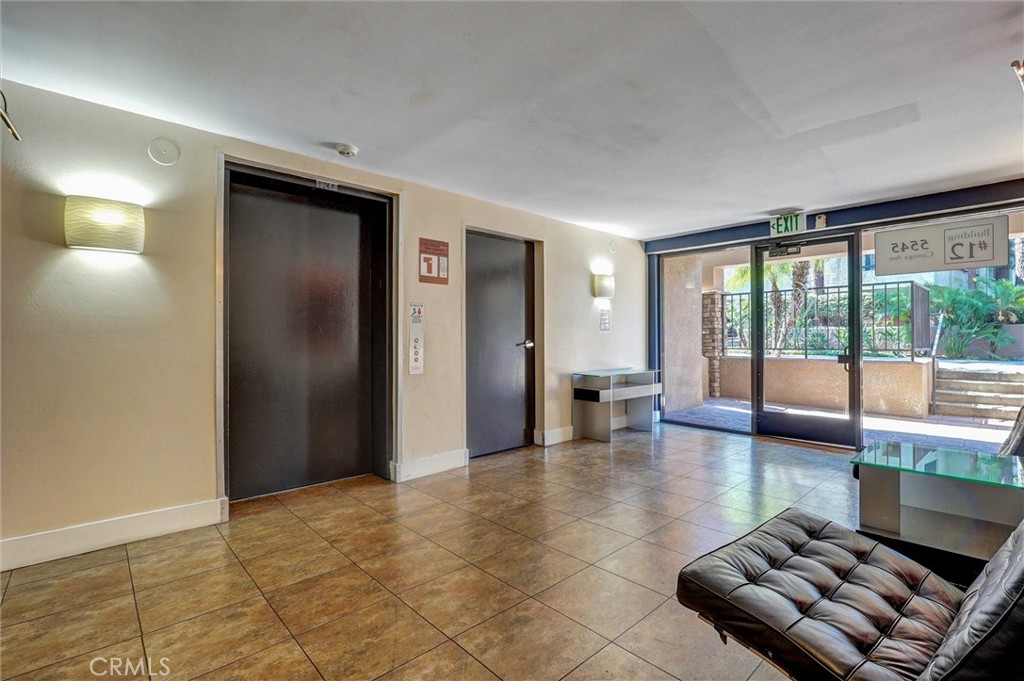5545 Canoga Avenue 220