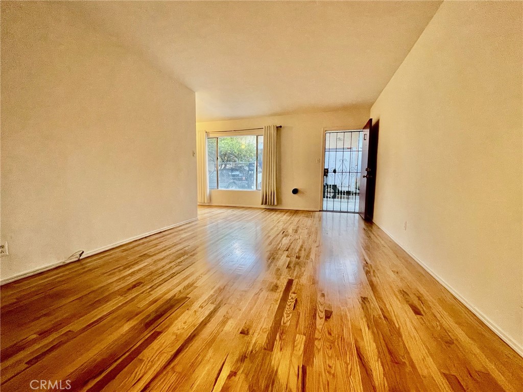 1433 N Bronson Avenue 2