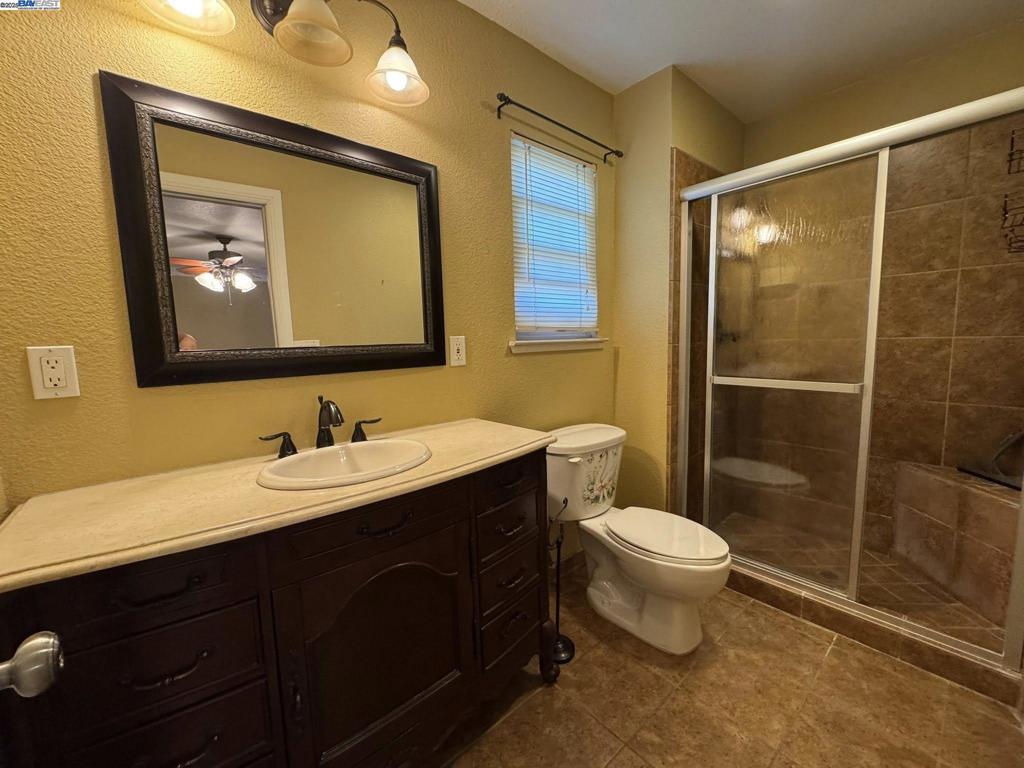 PITTSBURG - Residential Lease