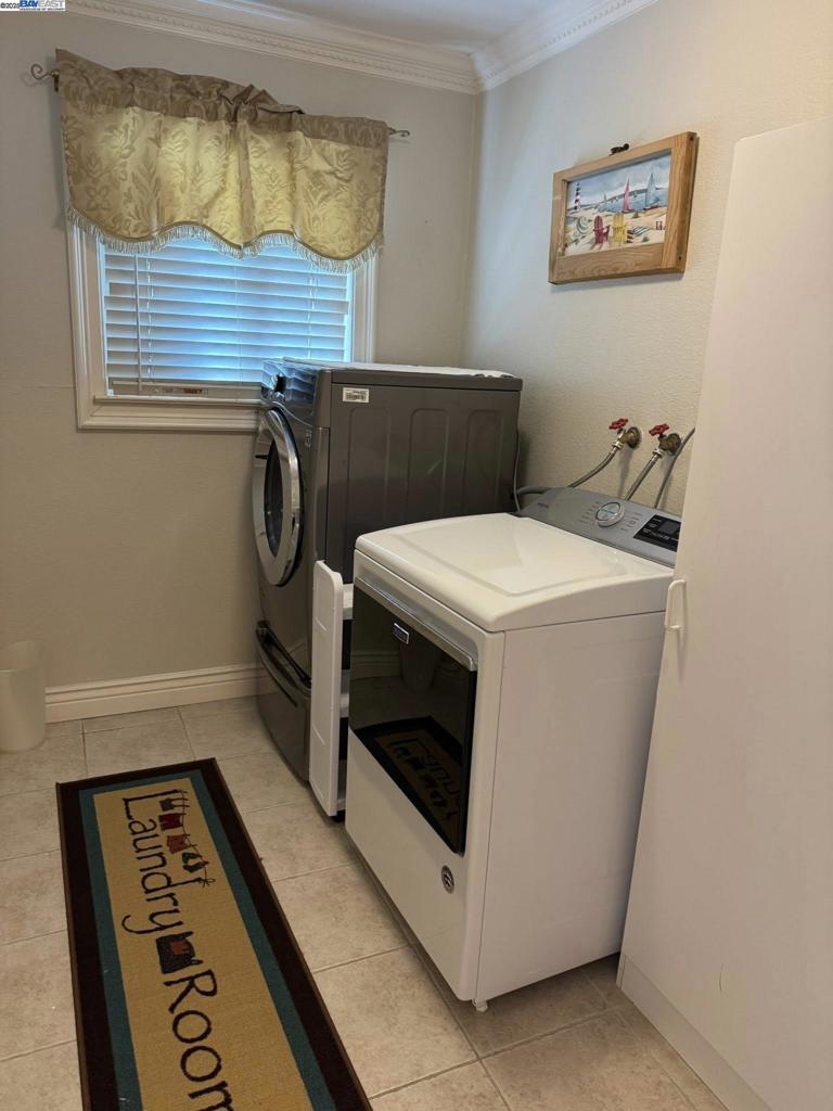 PITTSBURG - Residential Lease