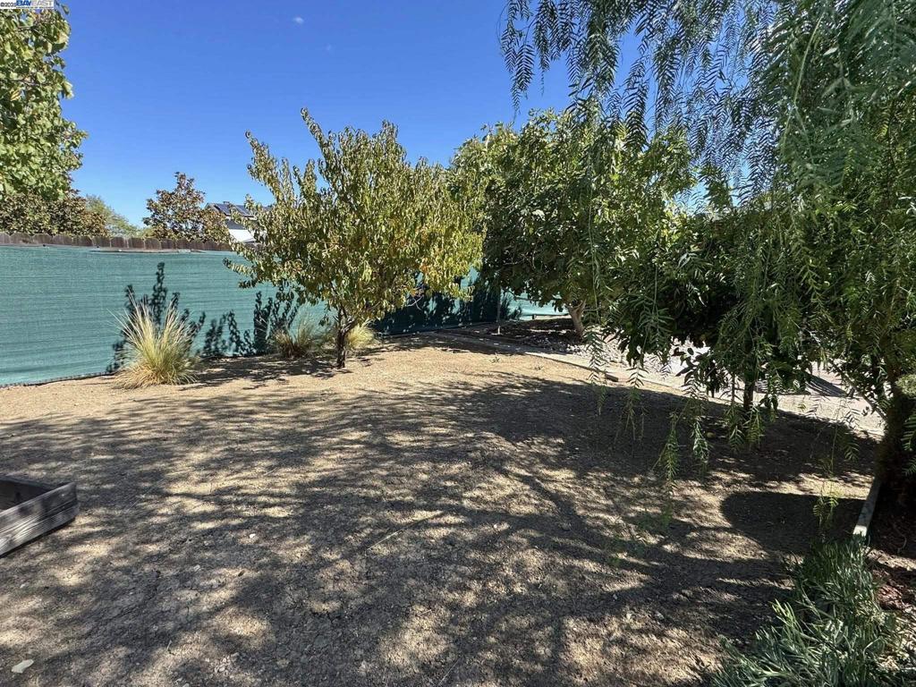 PITTSBURG - Residential Lease