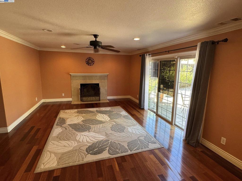 PITTSBURG - Residential Lease