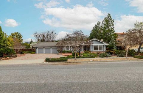 Photo of 3463 Meadowlands Ln Ln, San Jose, CA 95135 (MLS # 41122485)
