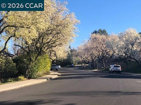 Tiny photo for 2209 Westmoreland Court CT, Walnut Creek, CA 94596 (MLS # 41151106)