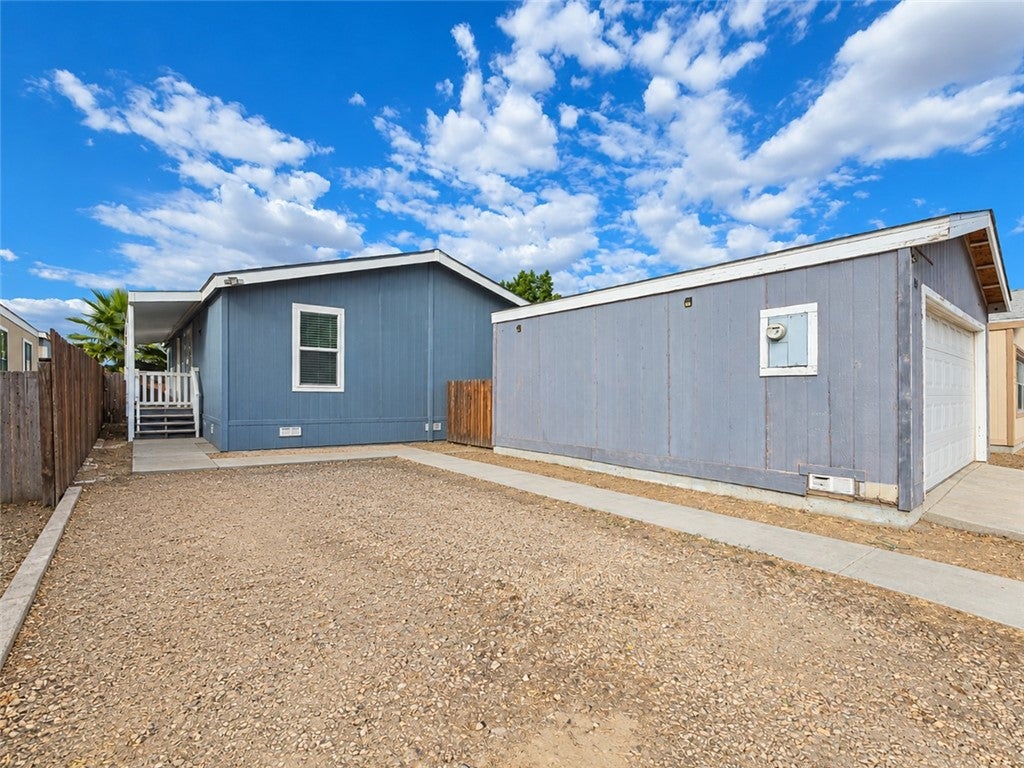 80 E Dawes Street 104