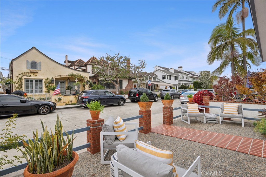 Properties 4 212 Opal