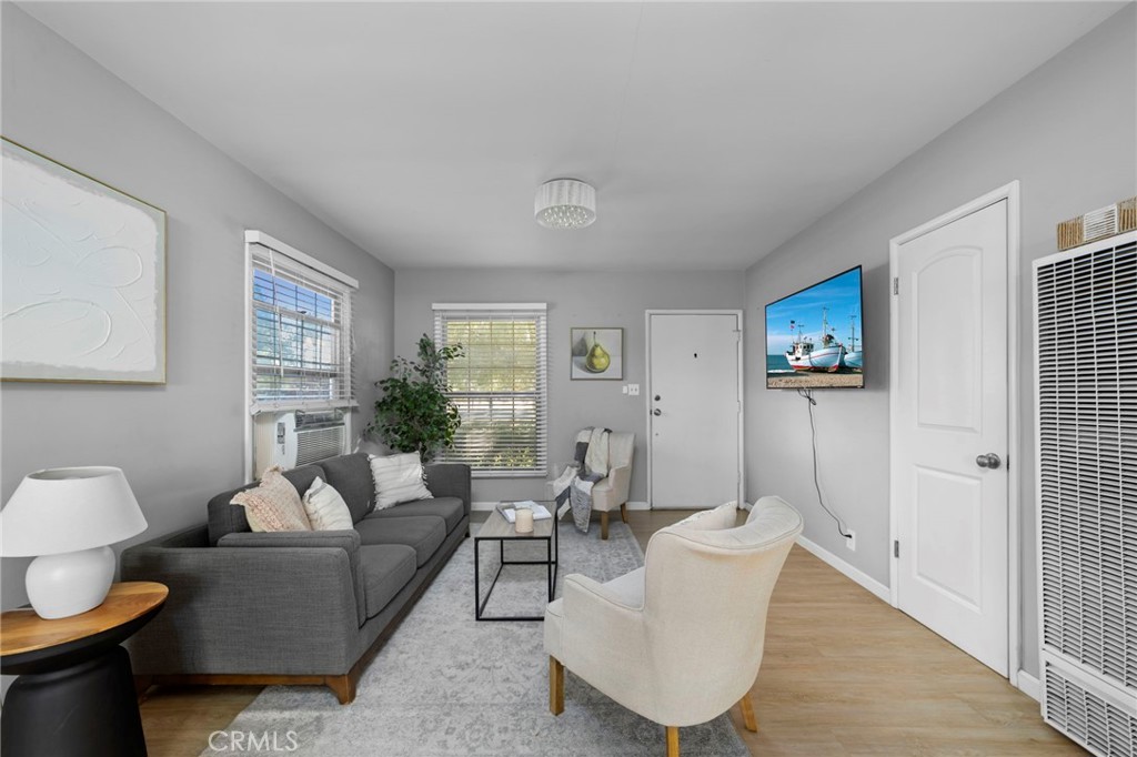 603 Lochleven Street