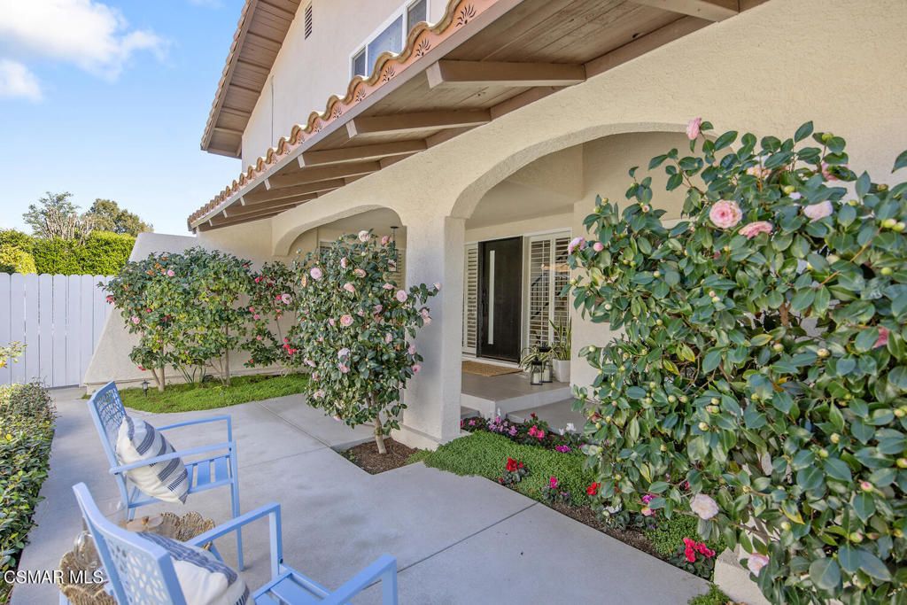 Photo of 1660 Wellington Place, Westlake Village, CA 91361 (MLS # 226001247)