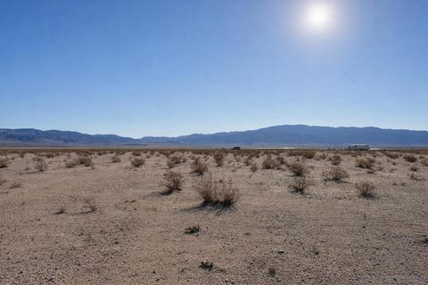Photo of 0 Diamond Bar Dr, 29 Palms, CA 92277 (MLS # 2600051SD)
