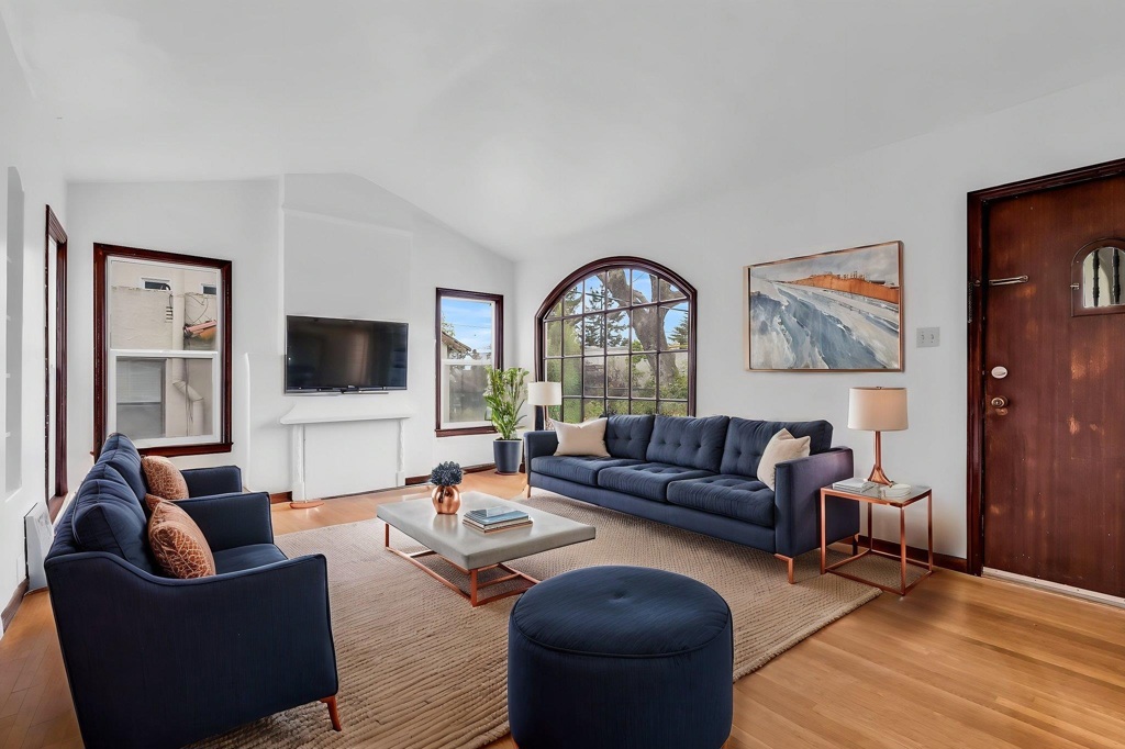 2340 Virginia St