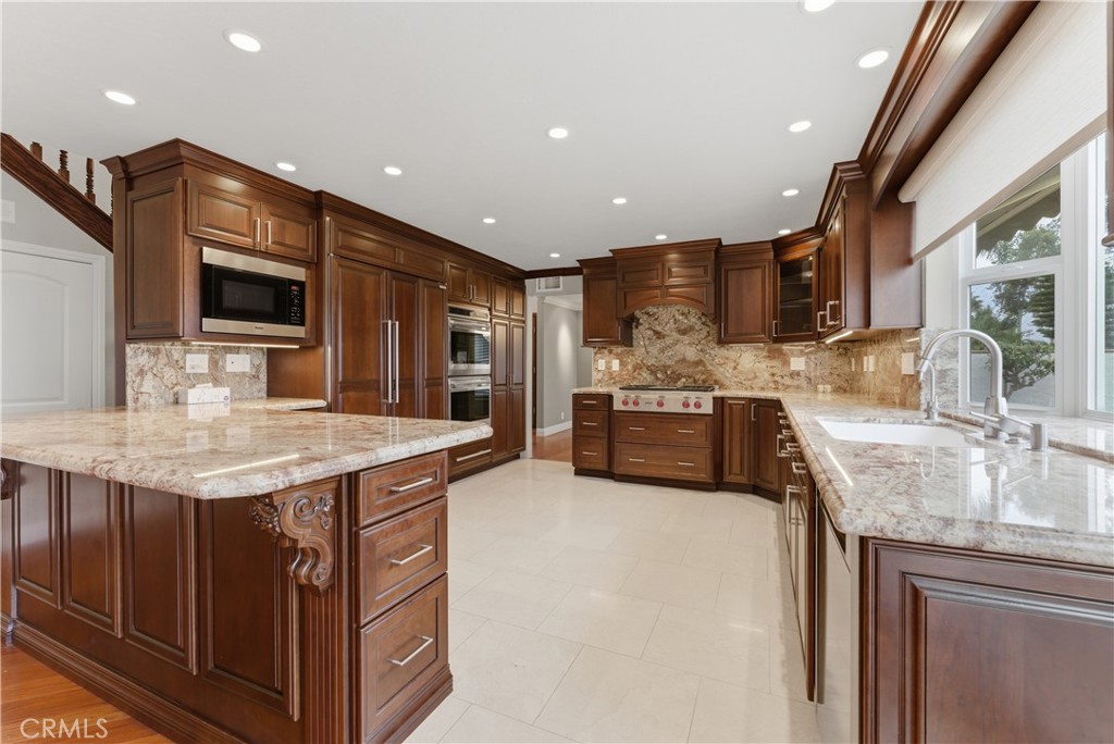 25011 Luna Bonita Drive, Laguna Hills CA 92653 - Photo 15