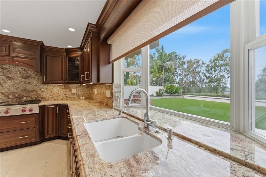 25011 Luna Bonita Drive, Laguna Hills CA 92653 - Photo 18