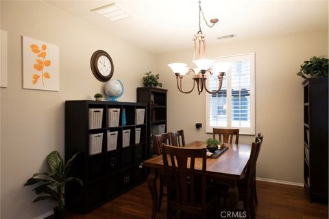 1800 E Lakeshore 1803 Lake Elsinore CA 92530