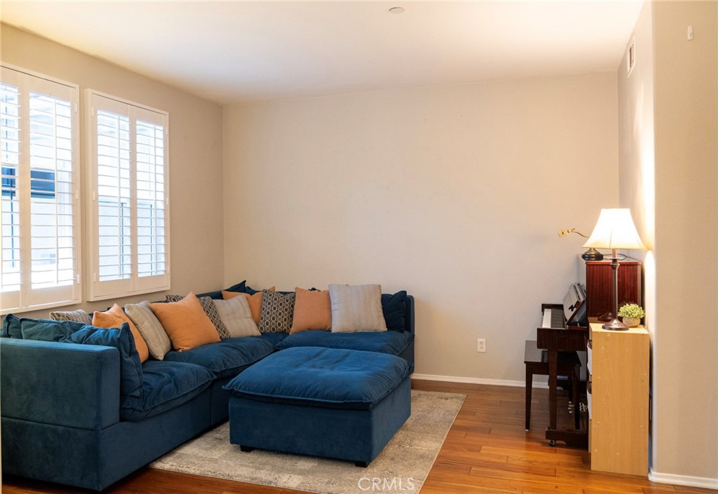 1800 E Lakeshore 1803