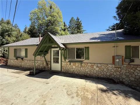 MLS: CV26089495