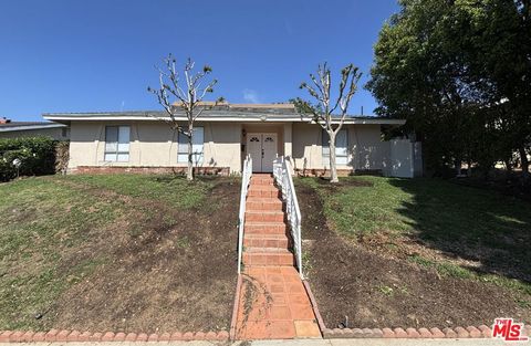 14655 Fox Street Mission Hills (San Fernando) CA 91345