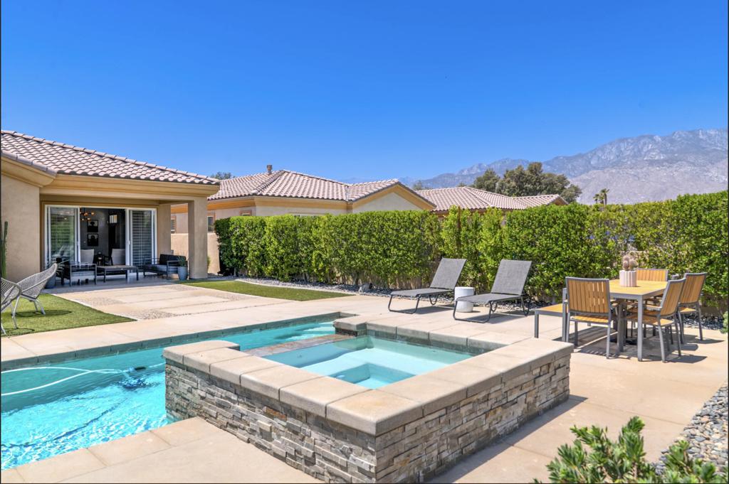 Desert Princess - Residential