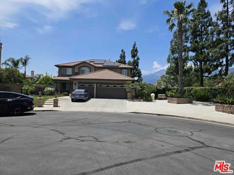 5712 World Wood Court Fontana CA 92336