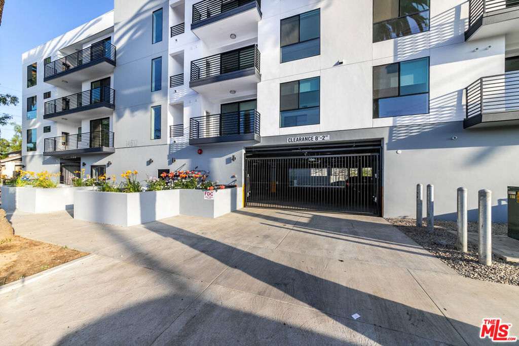 Top Floor Unit - Freshly painted! Light & Bright - Sparkling clean and ready for move-in. Modern luxury living nestled in the heart of Van Nuys with 2 bedrooms, 2 bathrooms and city/mountain views. Built in 2020 and features quartz countertops, designer backsplash tile, stainless steel appliances (refrigerator, dishwasher, range/oven and microwave), private Washer/Dryer in-unit, Central AC/Heat, recessed lighting, custom shades, and lux-wood-like flooring. Expertly designed to maximize the natural light of sunny California and to enjoy the balcony off of the spacious living room with city and mountain views. This unit includes two (2) gated parking spaces. Building amenities include an elevator, controlled access entry, EV charging, storage rooms (for a separate fee) and a central courtyard. Pets will be considered. Prime location conveniently close to Farm Table Coffee House, the Civic Center, Lake Balboa, parks, archery, Costco, Target, restaurants, shopping, freeways and the famous MacLeod's Brewing Company. Call for additional details.