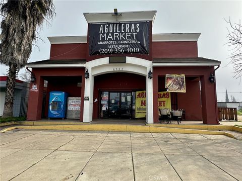 Photo of 6982 N Winton Way, Winton, CA 95388 (MLS # MC26060881)