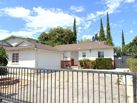 Photo of 1837 Lancewood Avenue, Hacienda Heights, CA 91745 (MLS # TR26192939)