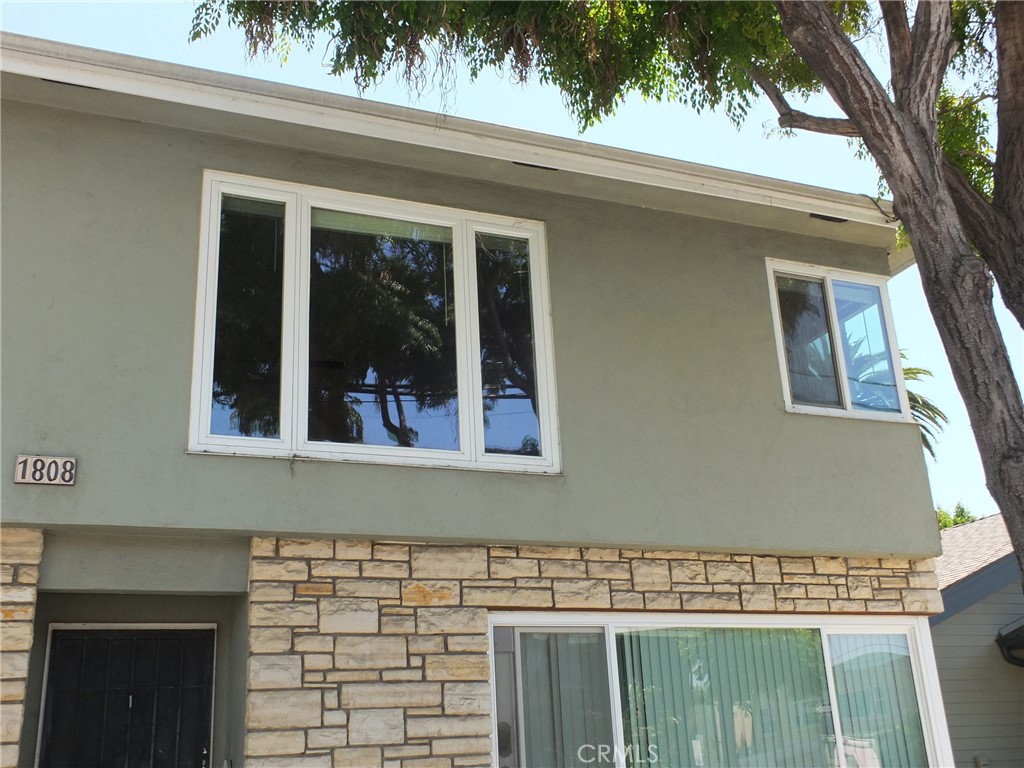 1808 E Appleton 7