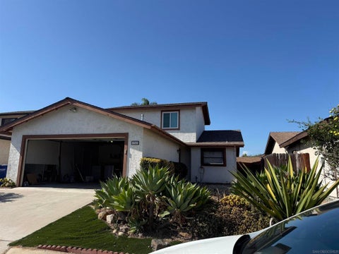 Photo of 1947 Privado Glen GLN, Escondido, CA 92029 (MLS # 260023508SD)