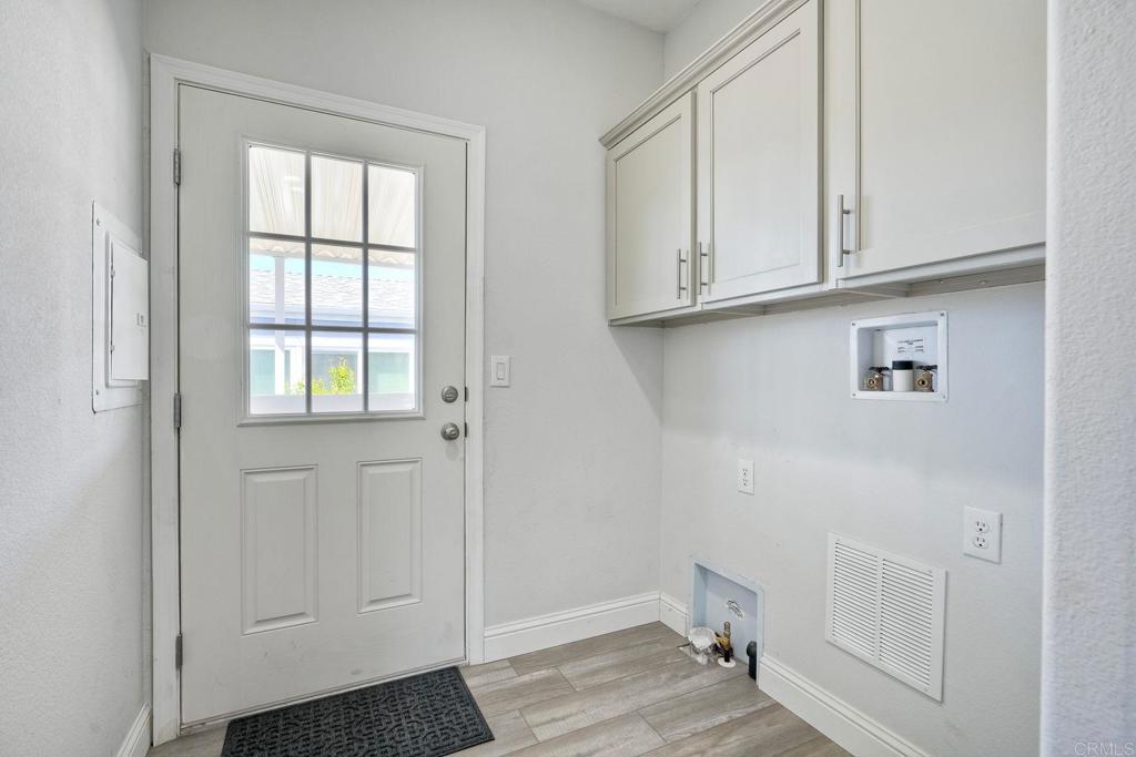 27024 N. Lake Wohlford Rd Spc 5