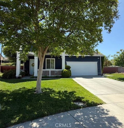 Photo of 30614 N Gate, Murrieta, CA 92563 (MLS # SW26089161)